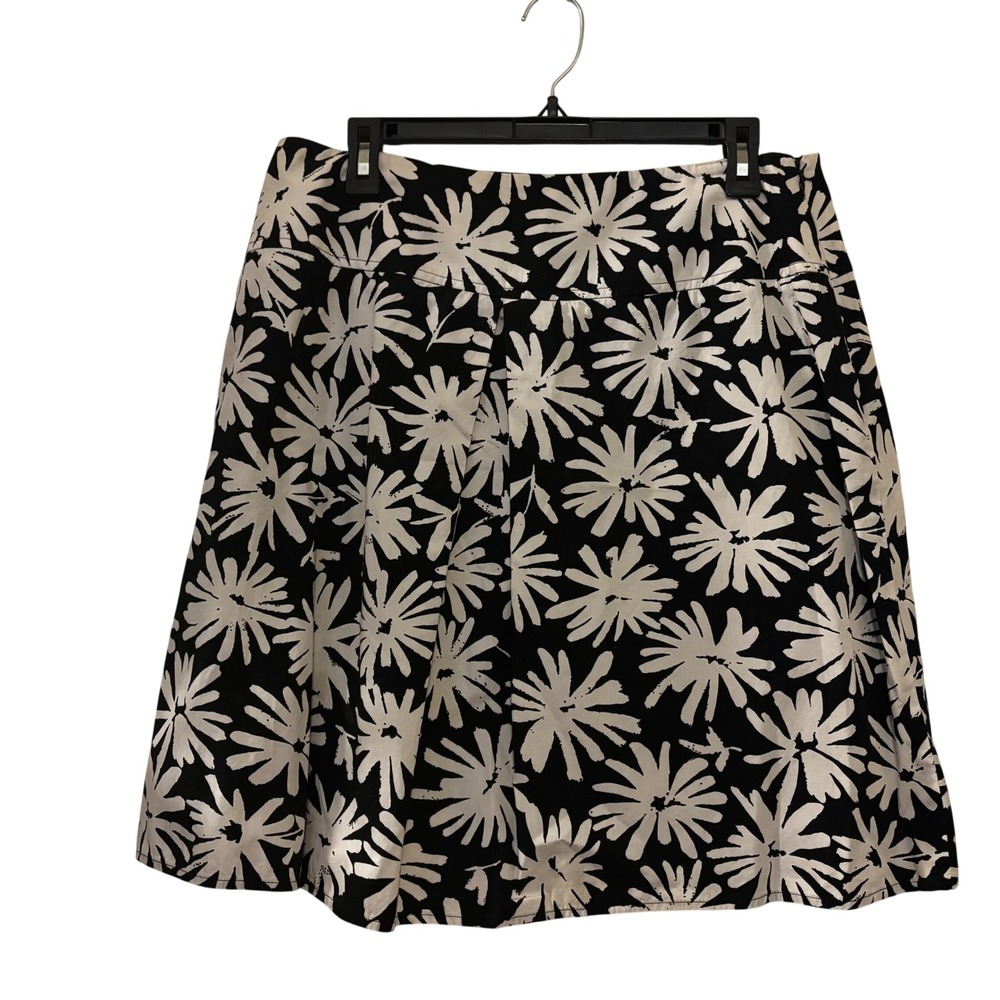 Talbots Petites Women's Skirt 14 Floral A Line‎ Black White